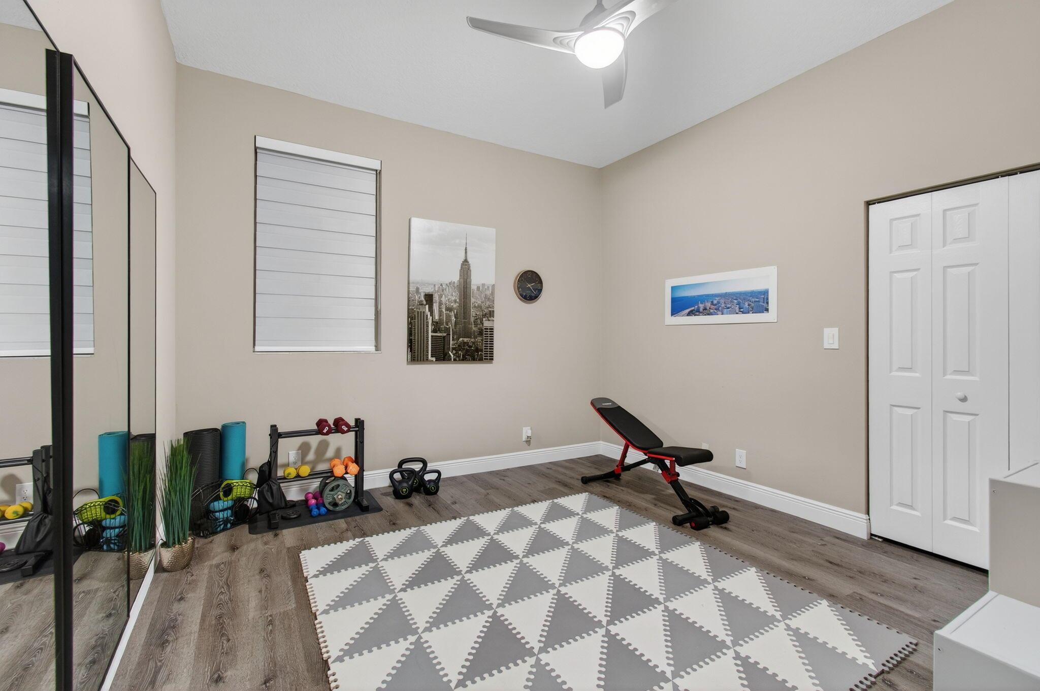 GATEWAY GARDENS - Residential