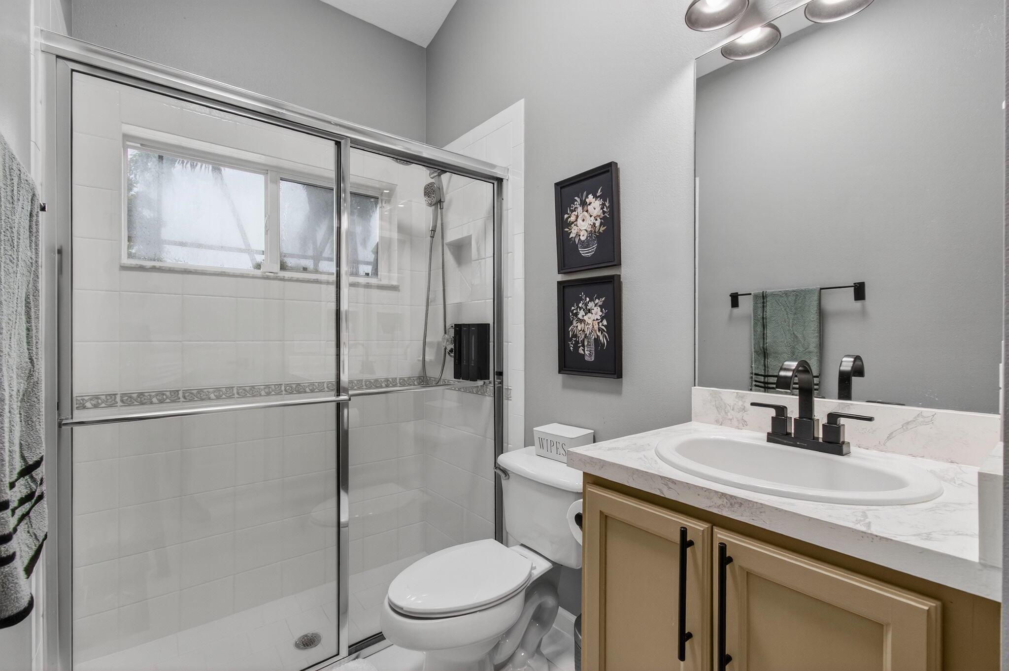 GATEWAY GARDENS - Residential