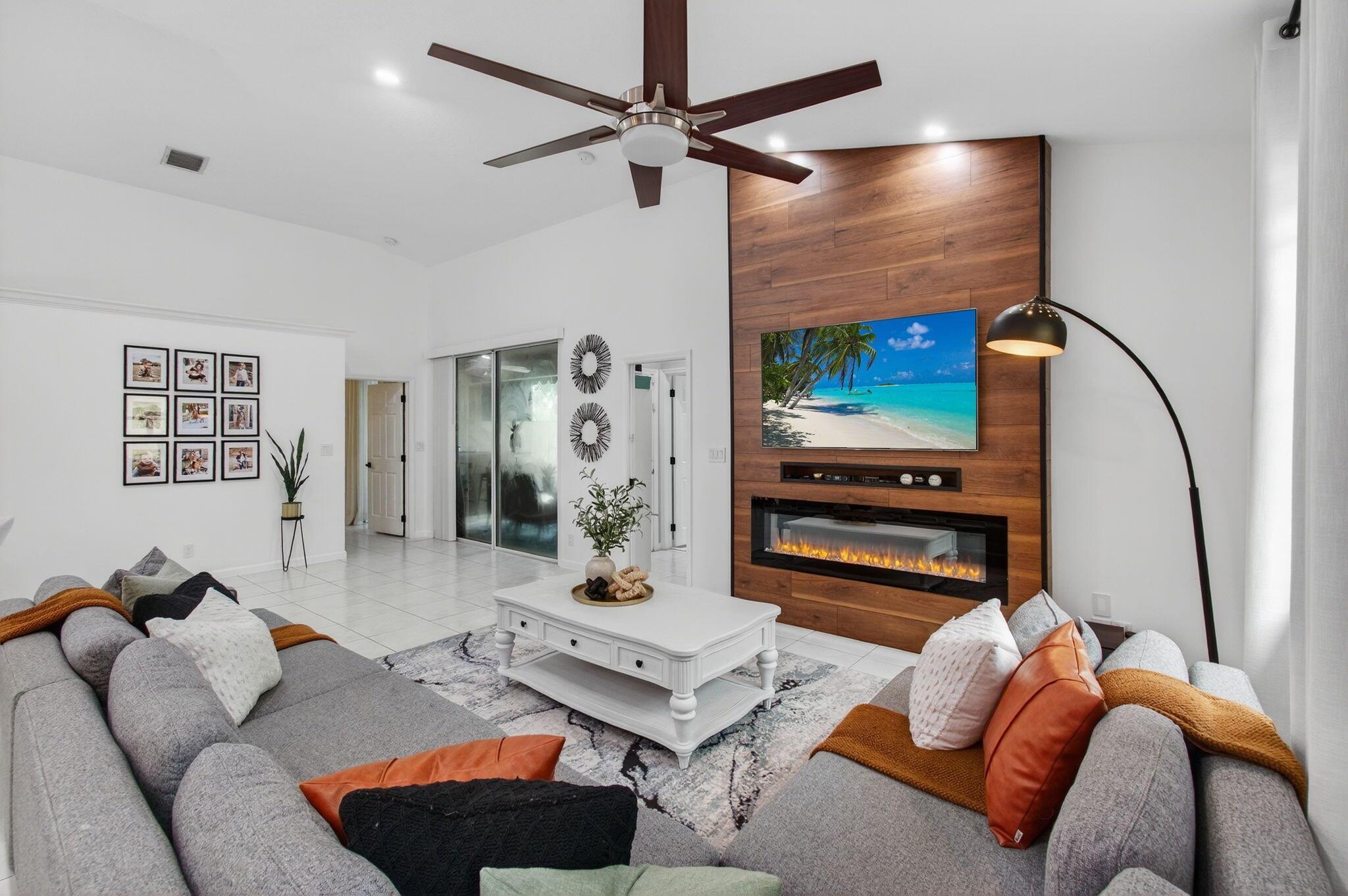 GATEWAY GARDENS - Residential