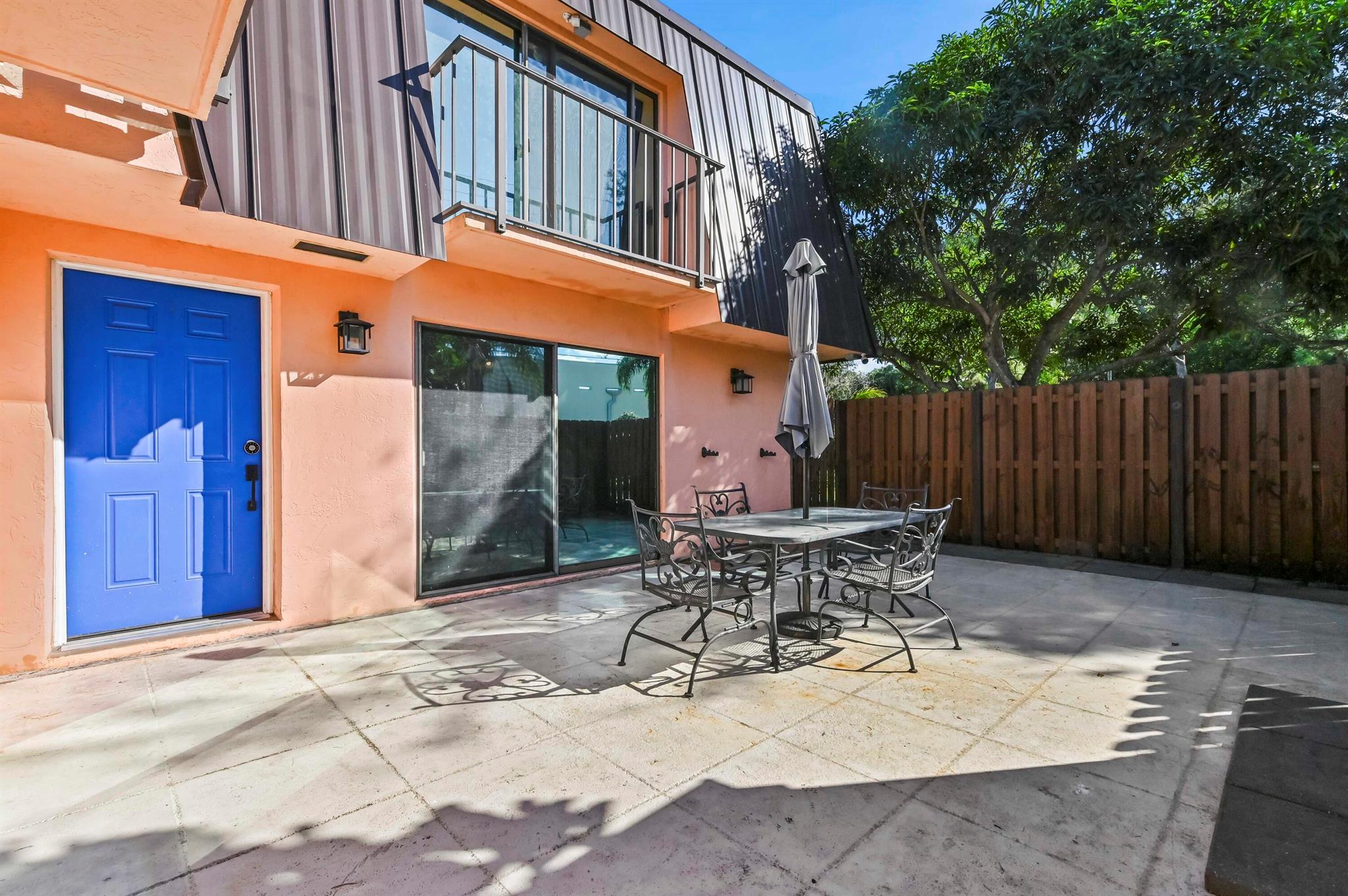 5708 SE Windsong Lane