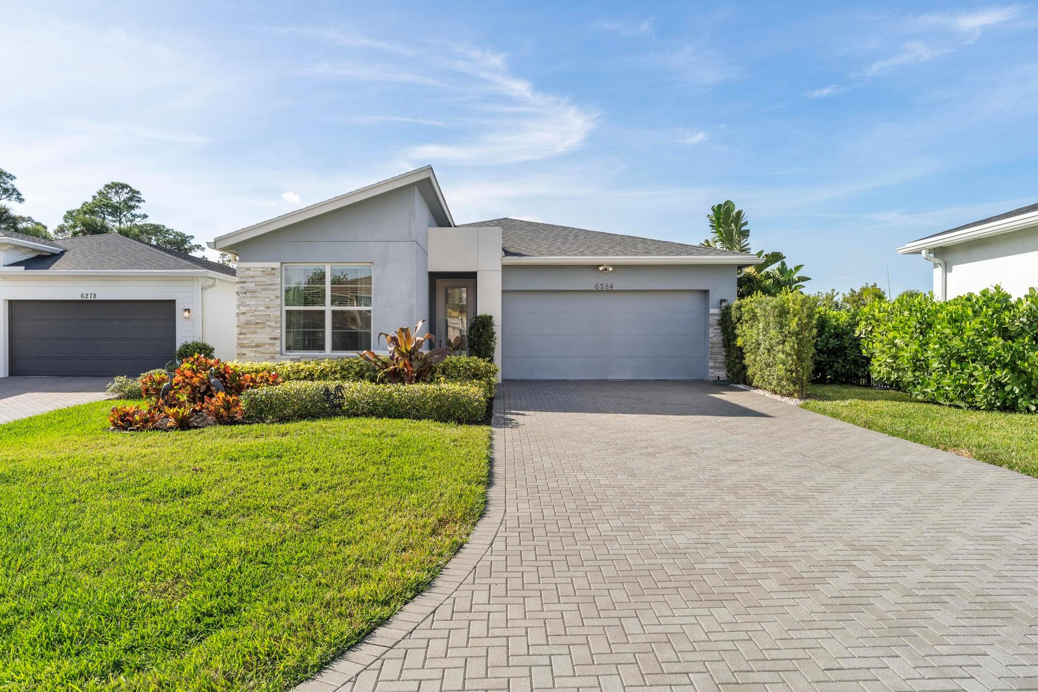 POINTE OF WOODS PUD - Residential