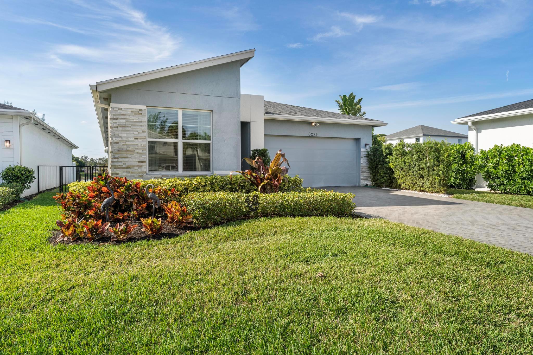 POINTE OF WOODS PUD - Residential