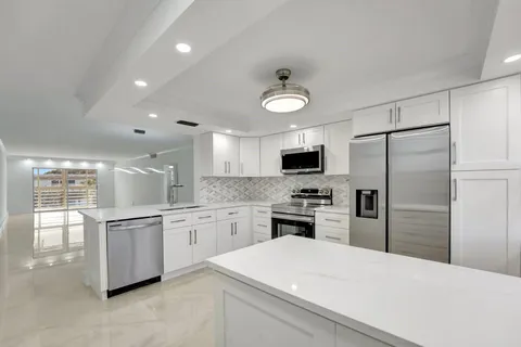 2901 Victoria Cir Unit M4, Coconut Creek, FL MLS: F10500965