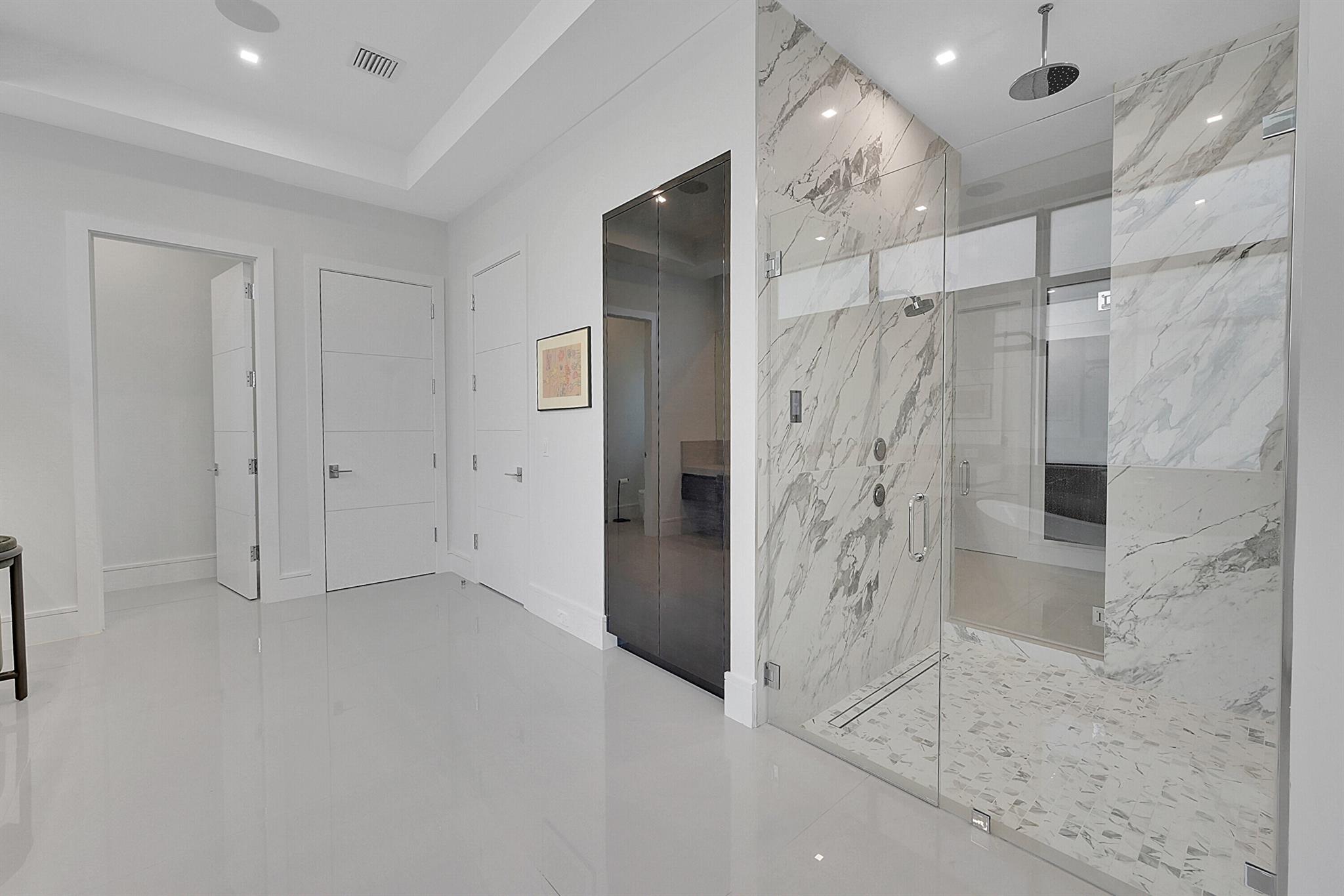 ST ANDREWS COUNTRY CLUB 5 - Residential