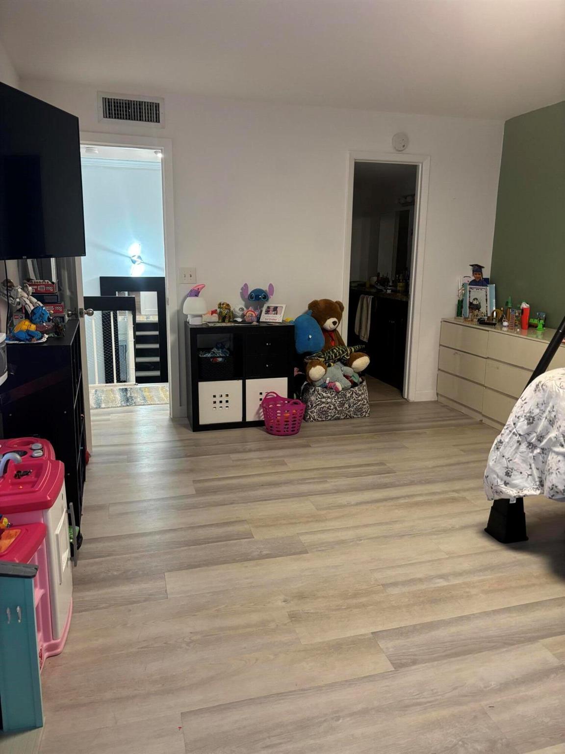 LAKE COLONY PH 1 - Residential