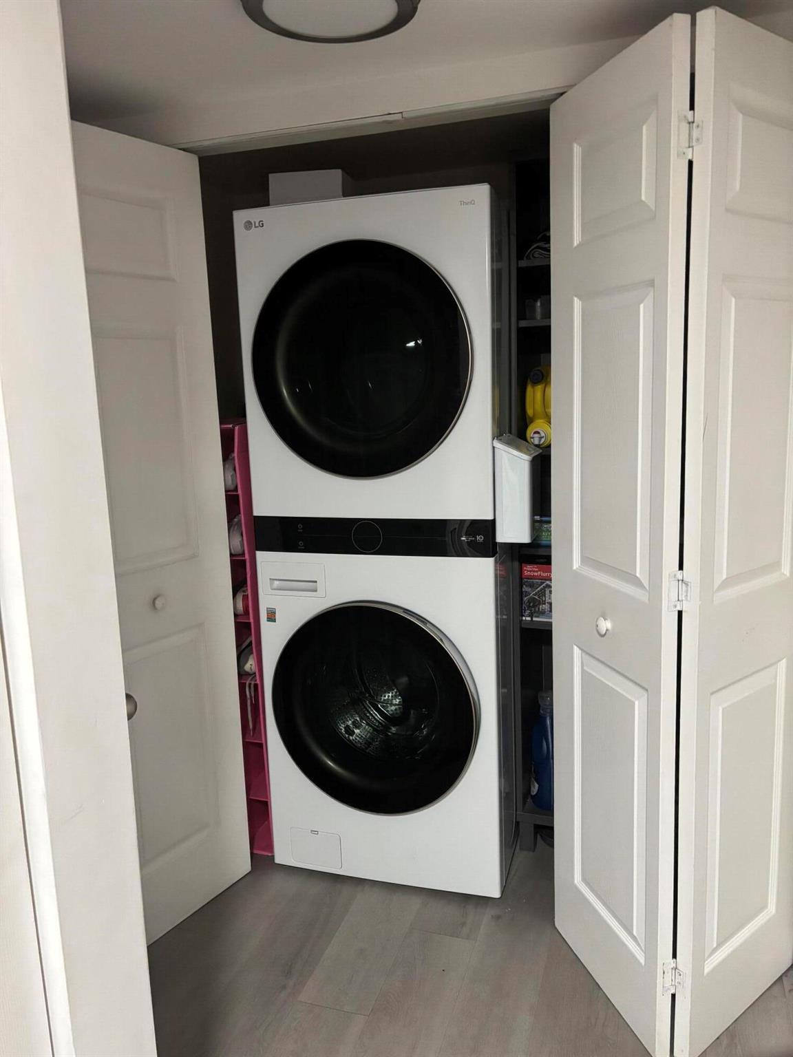 LAKE COLONY PH 1 - Residential