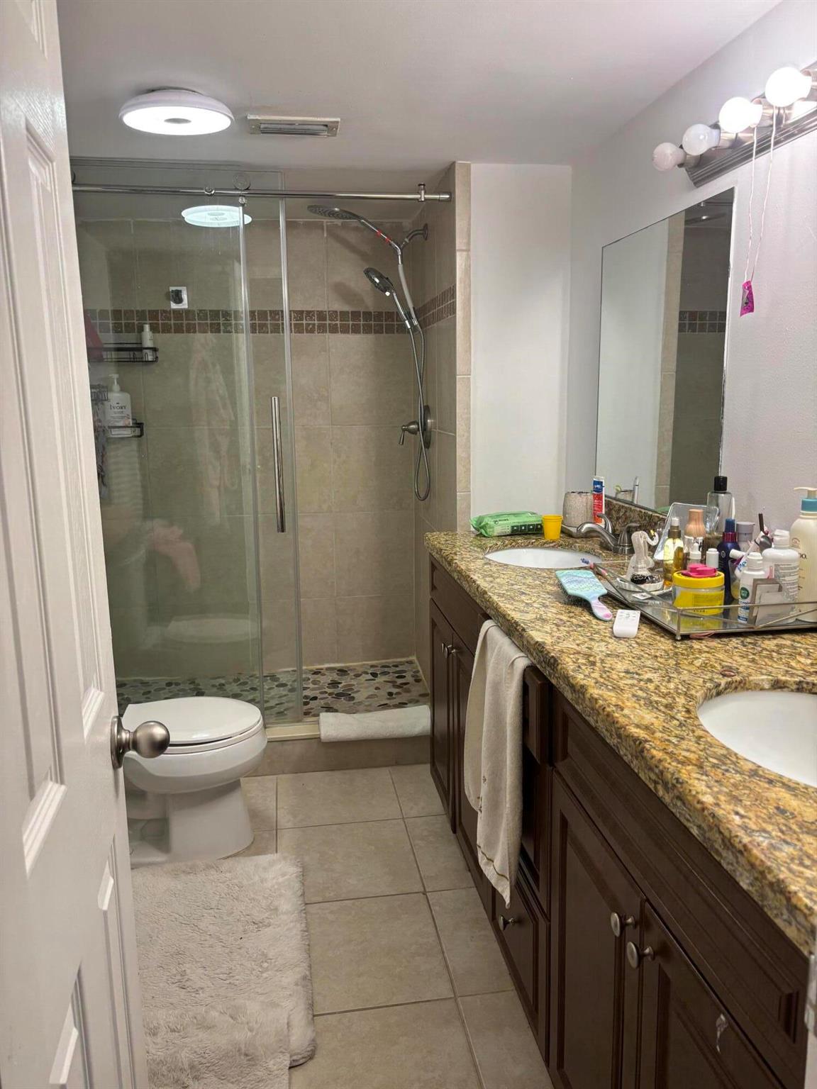 LAKE COLONY PH 1 - Residential