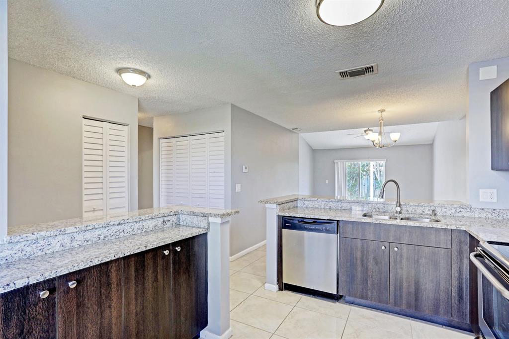 JUPITER VILLAGE PH IV - Residential