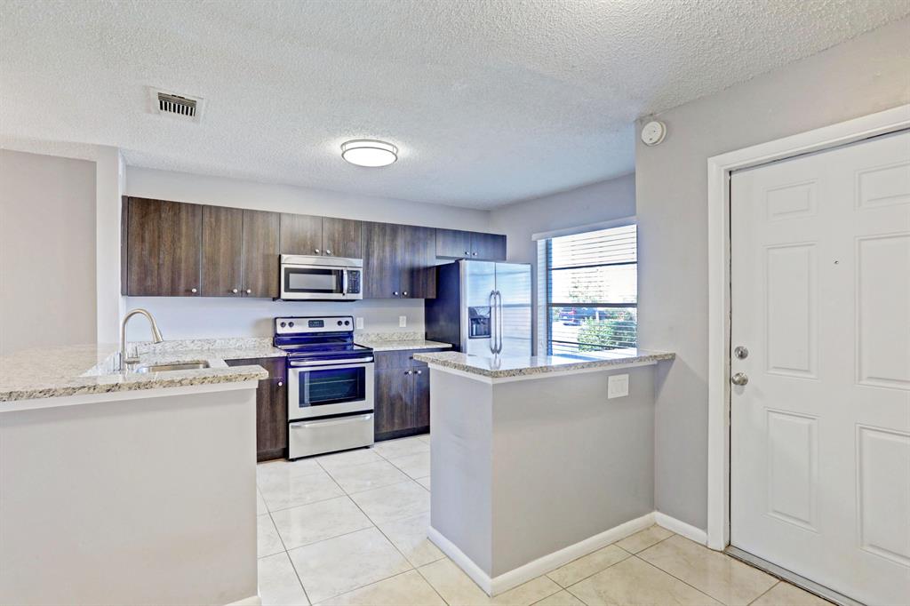 JUPITER VILLAGE PH IV - Residential