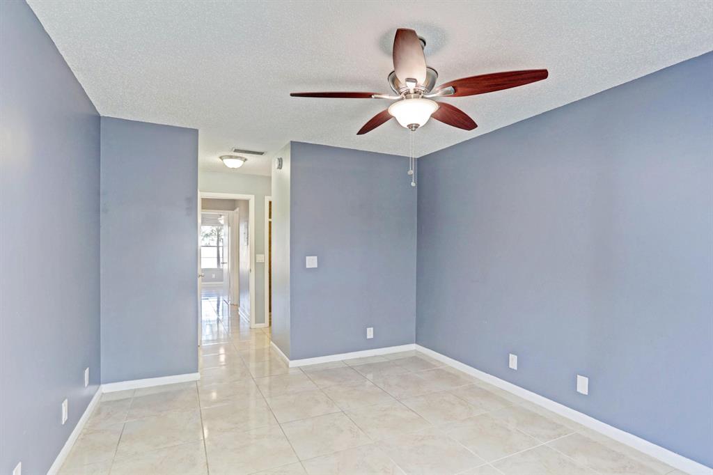 JUPITER VILLAGE PH IV - Residential