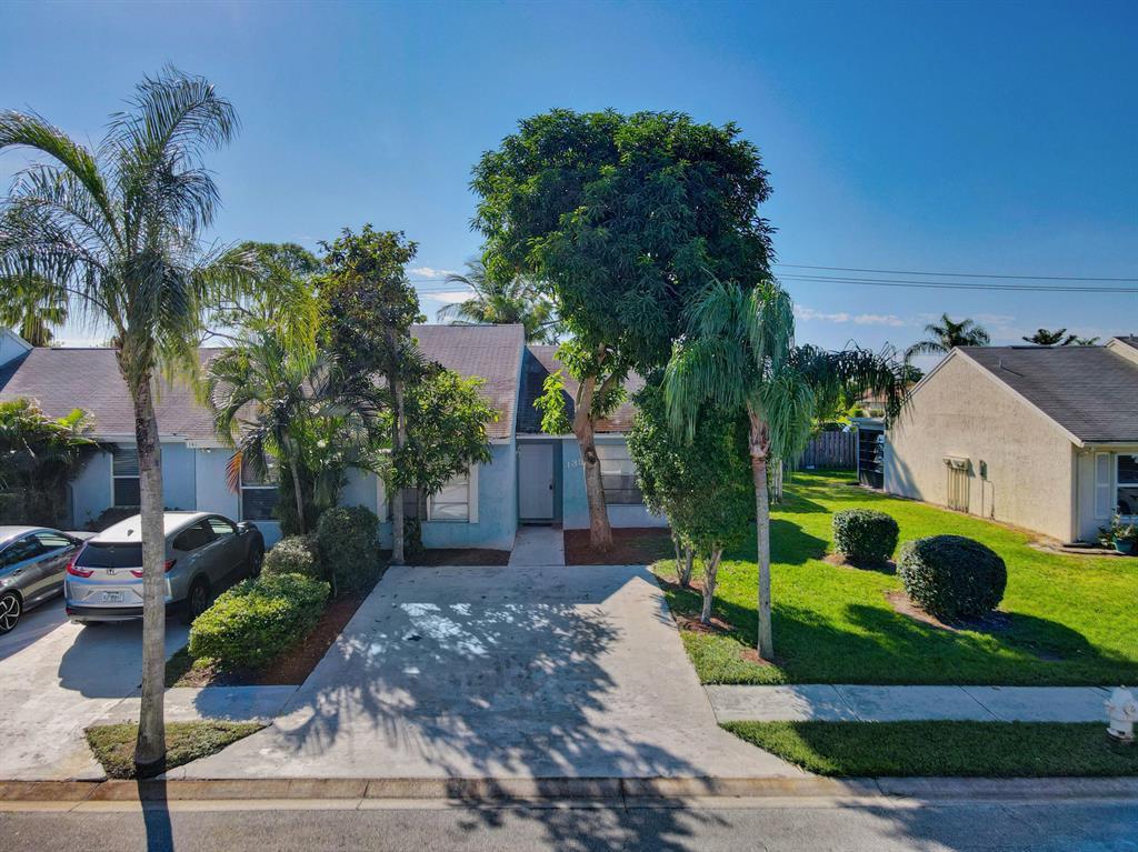 JUPITER VILLAGE PH IV - Residential