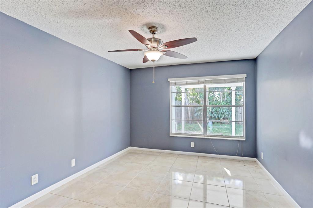 JUPITER VILLAGE PH IV - Residential