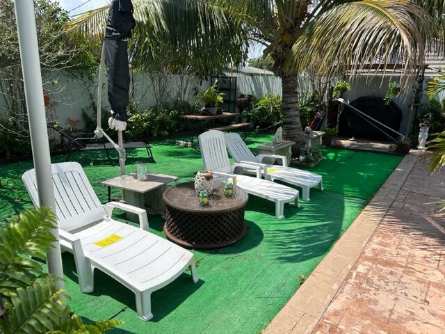 11 52 41 SCOTT LAKE MANOR - Residential