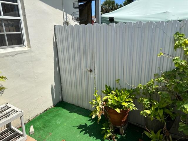 11 52 41 SCOTT LAKE MANOR - Residential