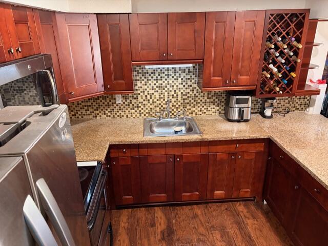 11 52 41 SCOTT LAKE MANOR - Residential