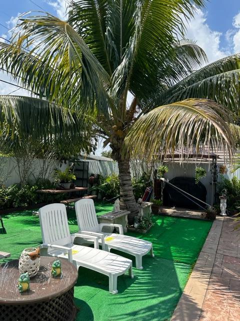 11 52 41 SCOTT LAKE MANOR - Residential