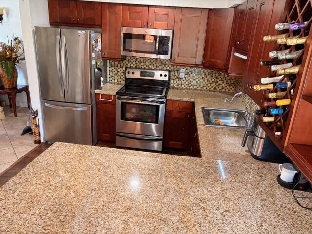 11 52 41 SCOTT LAKE MANOR - Residential