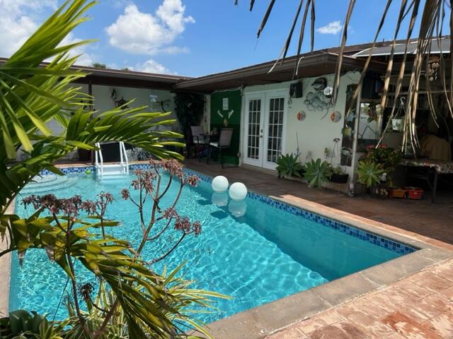 11 52 41 SCOTT LAKE MANOR - Residential