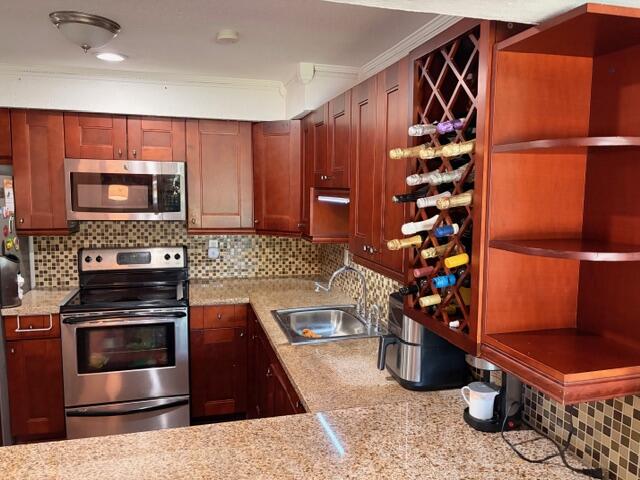 11 52 41 SCOTT LAKE MANOR - Residential