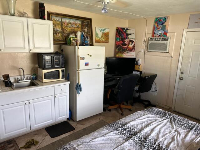 11 52 41 SCOTT LAKE MANOR - Residential