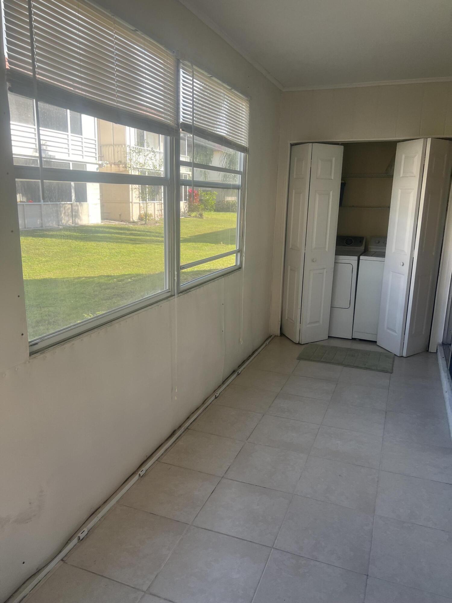 KINGS POINT SAXONY CONDOS - Residential Lease