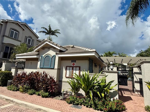 Tiny photo for 1951 Coral Heights Boulevard #402, Oakland Park, FL 33308 (MLS # F10527008)
