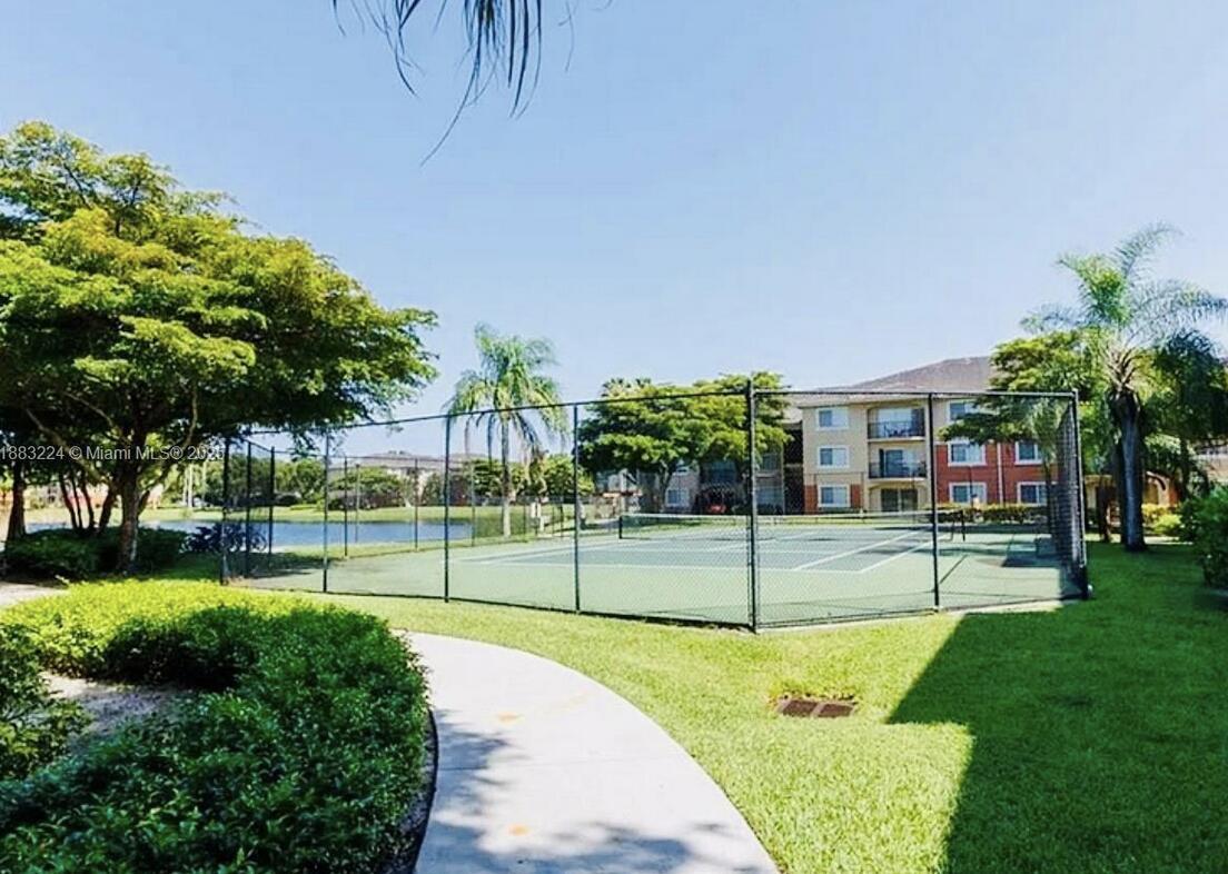 GRAND ISLES CONDO - Residential