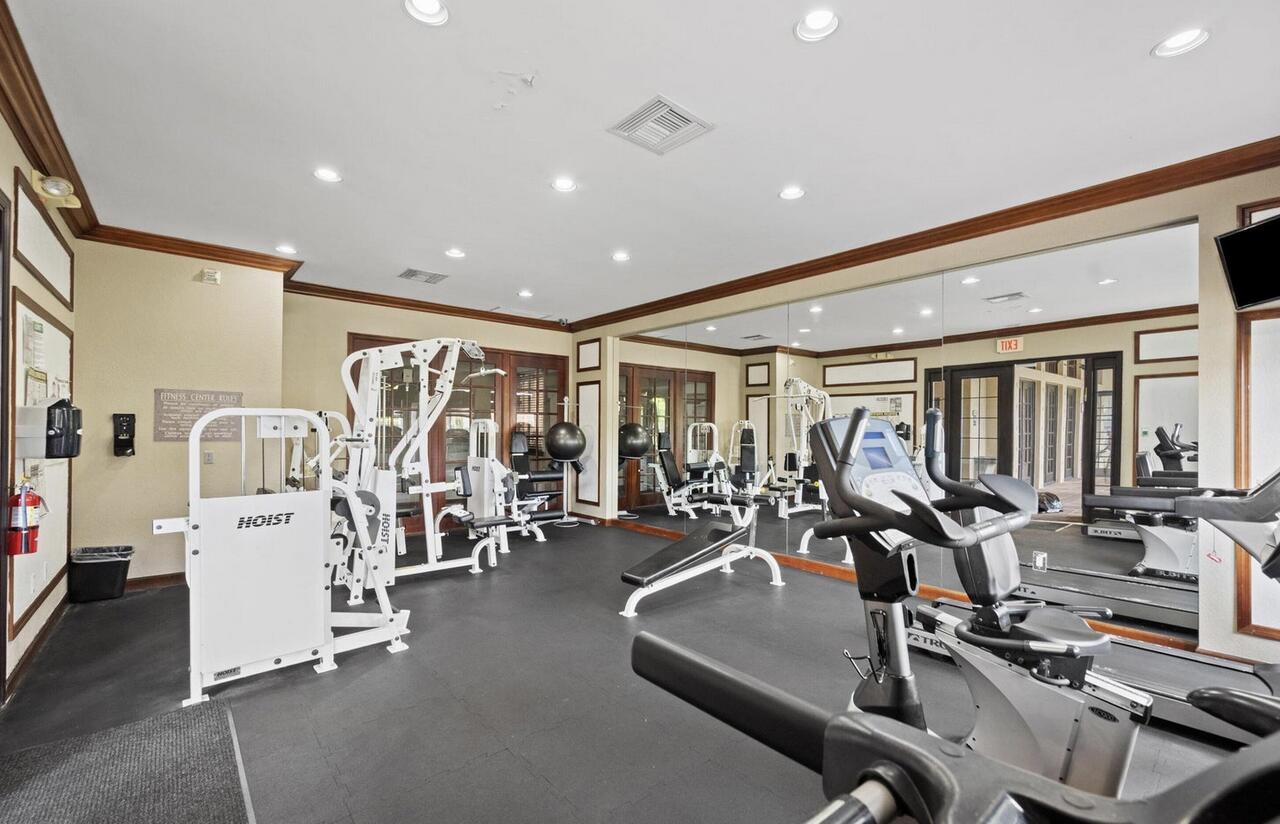 GRAND ISLES CONDO - Residential