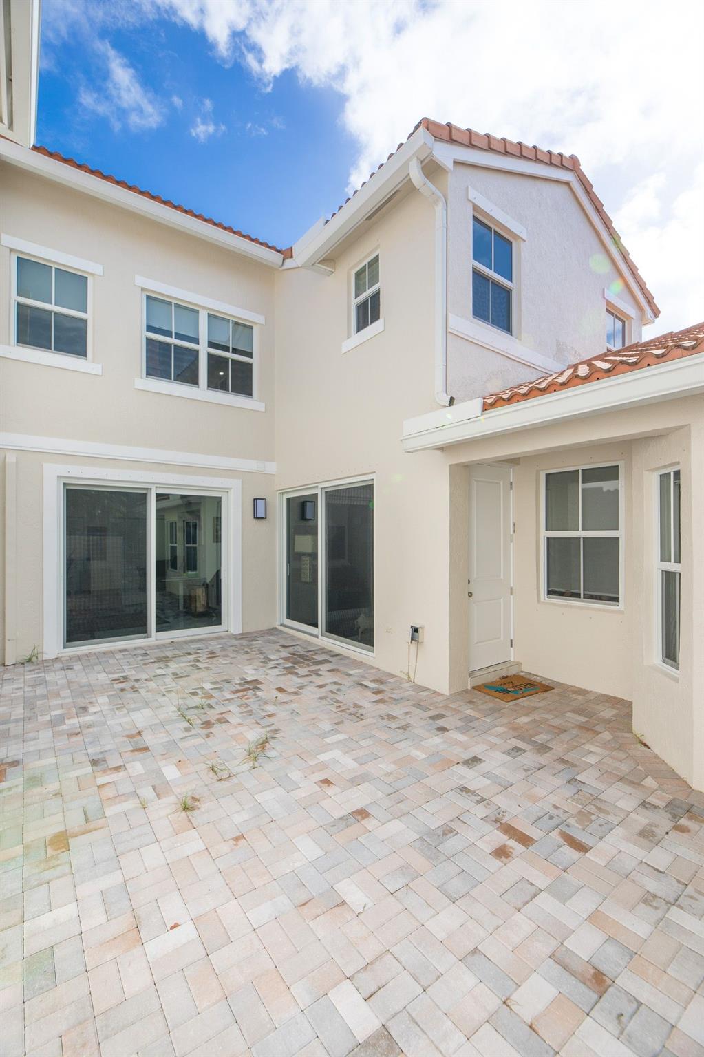1765 Seagrape Way 1765
