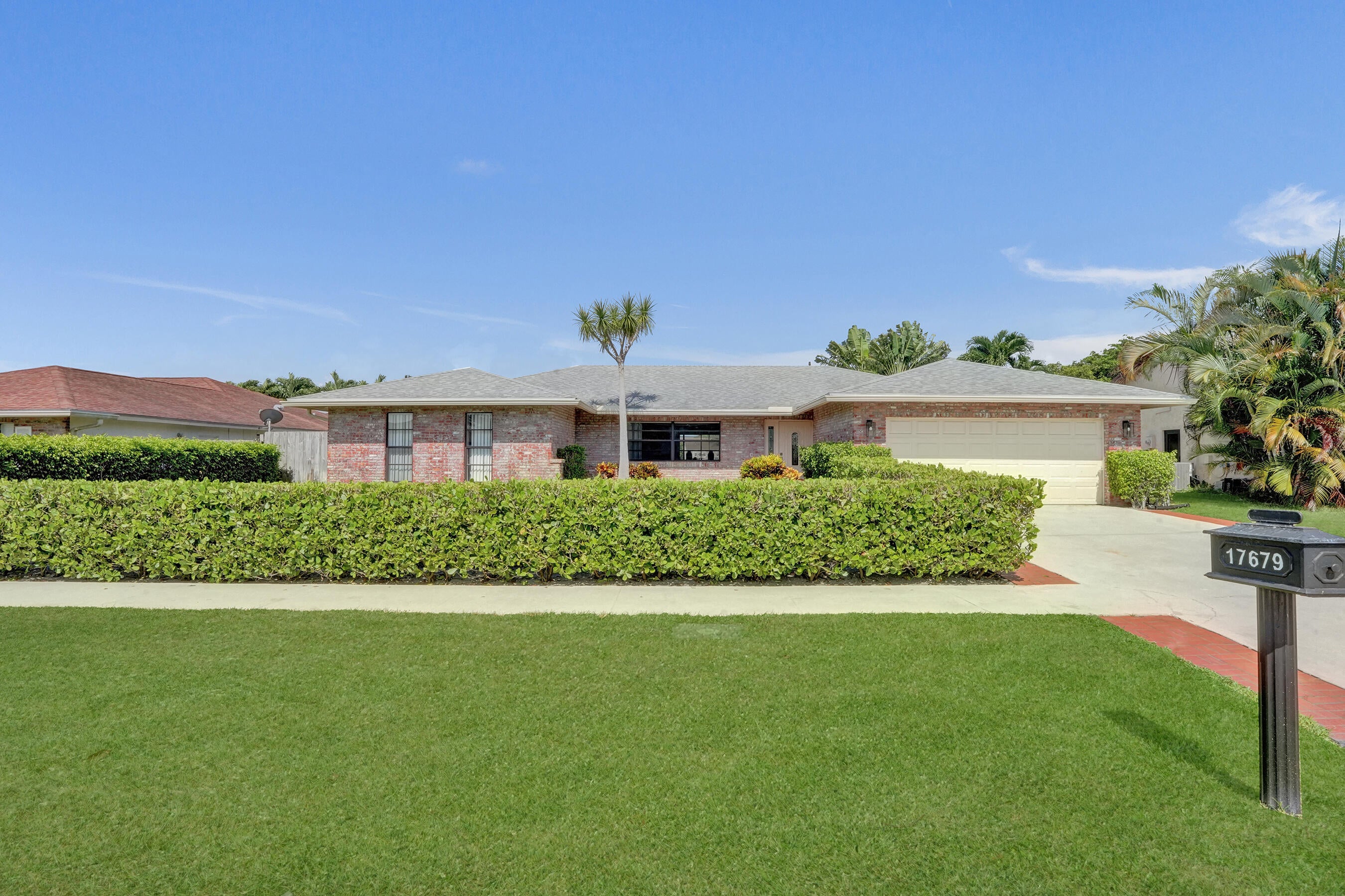 17679 WOODVIEW Terrace