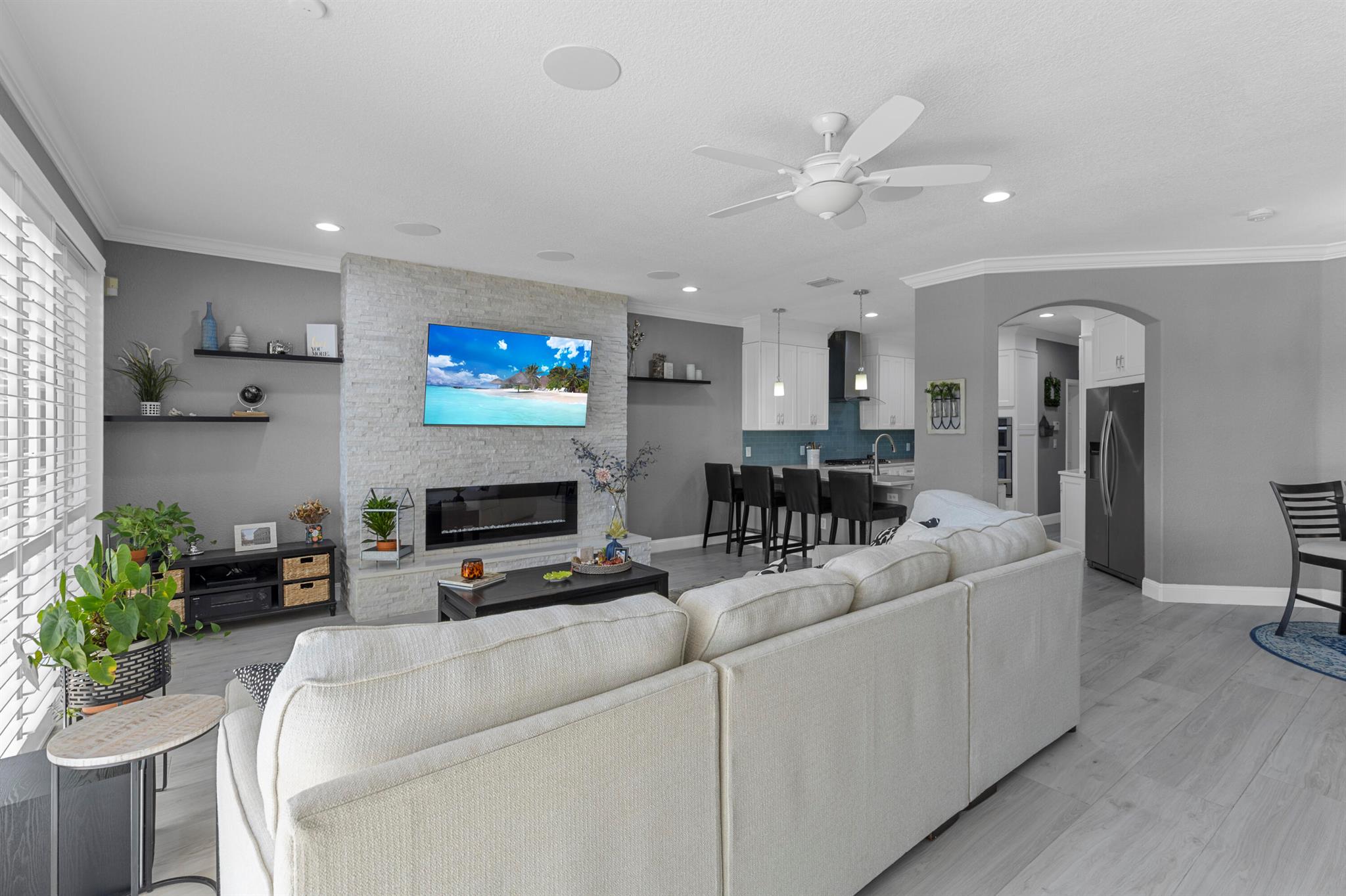 BLACK DIAMOND PH 2 - Residential