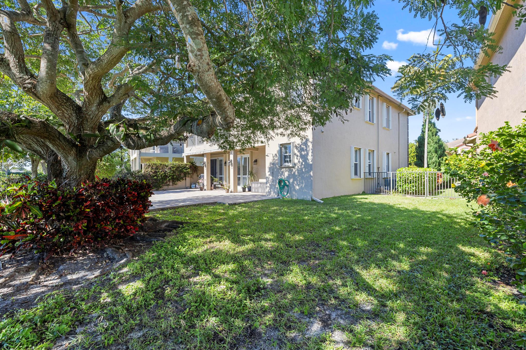 BLACK DIAMOND PH 2 - Residential