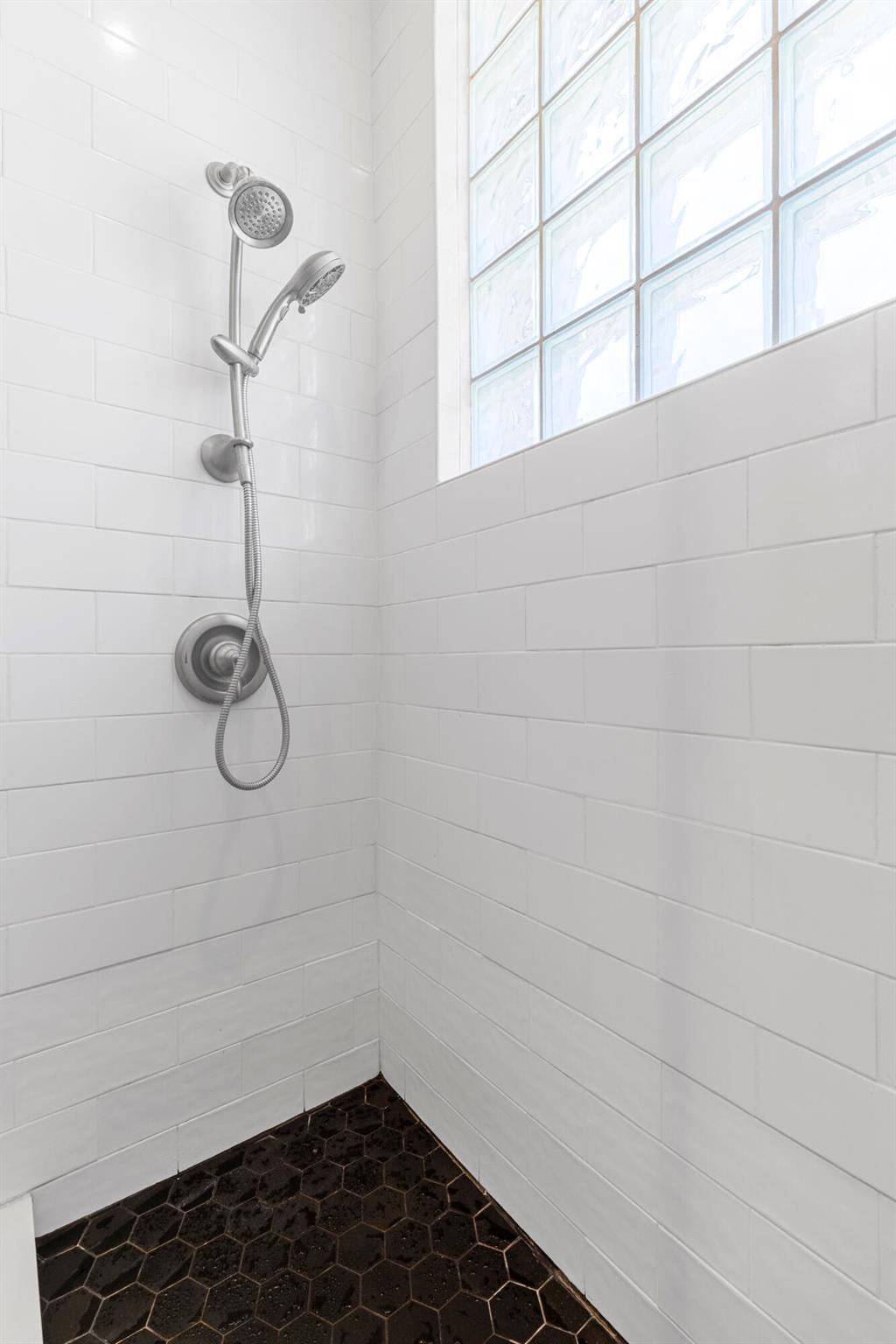 BLACK DIAMOND PH 2 - Residential