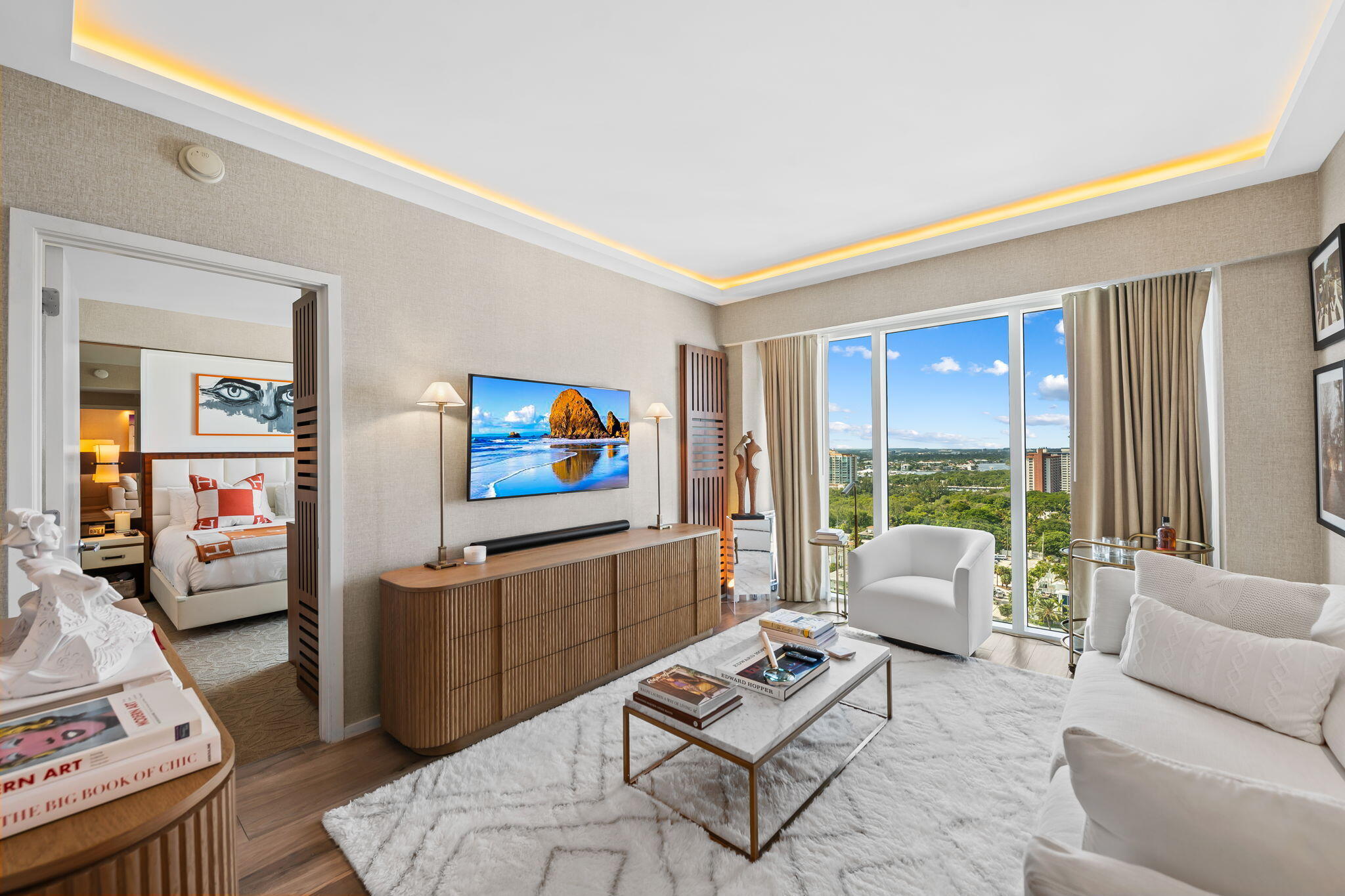 551 N FORT LAUDERDALE BEACH Boulevard R1801