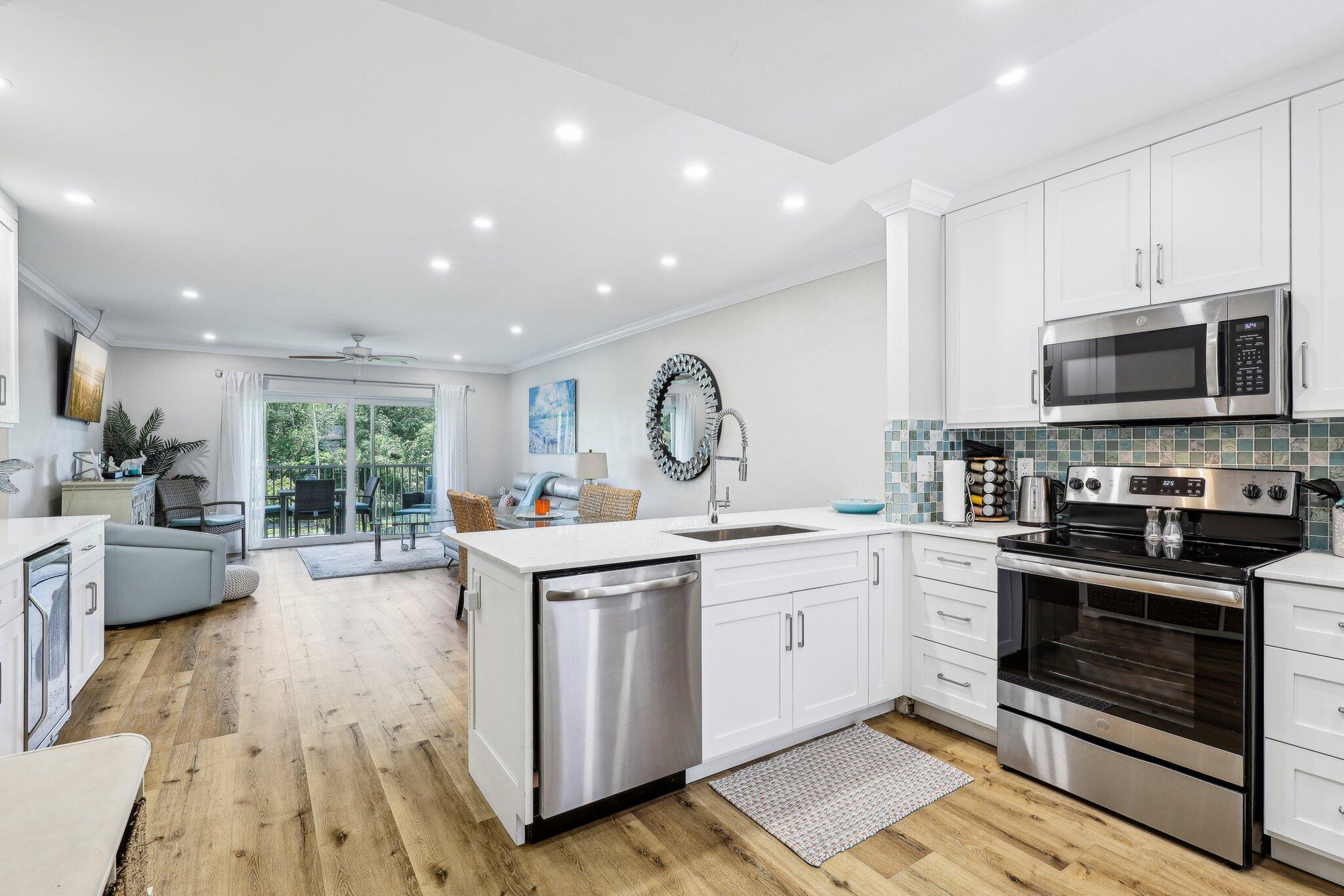 BOCA GOLFVIEW CONDO - Residential Lease