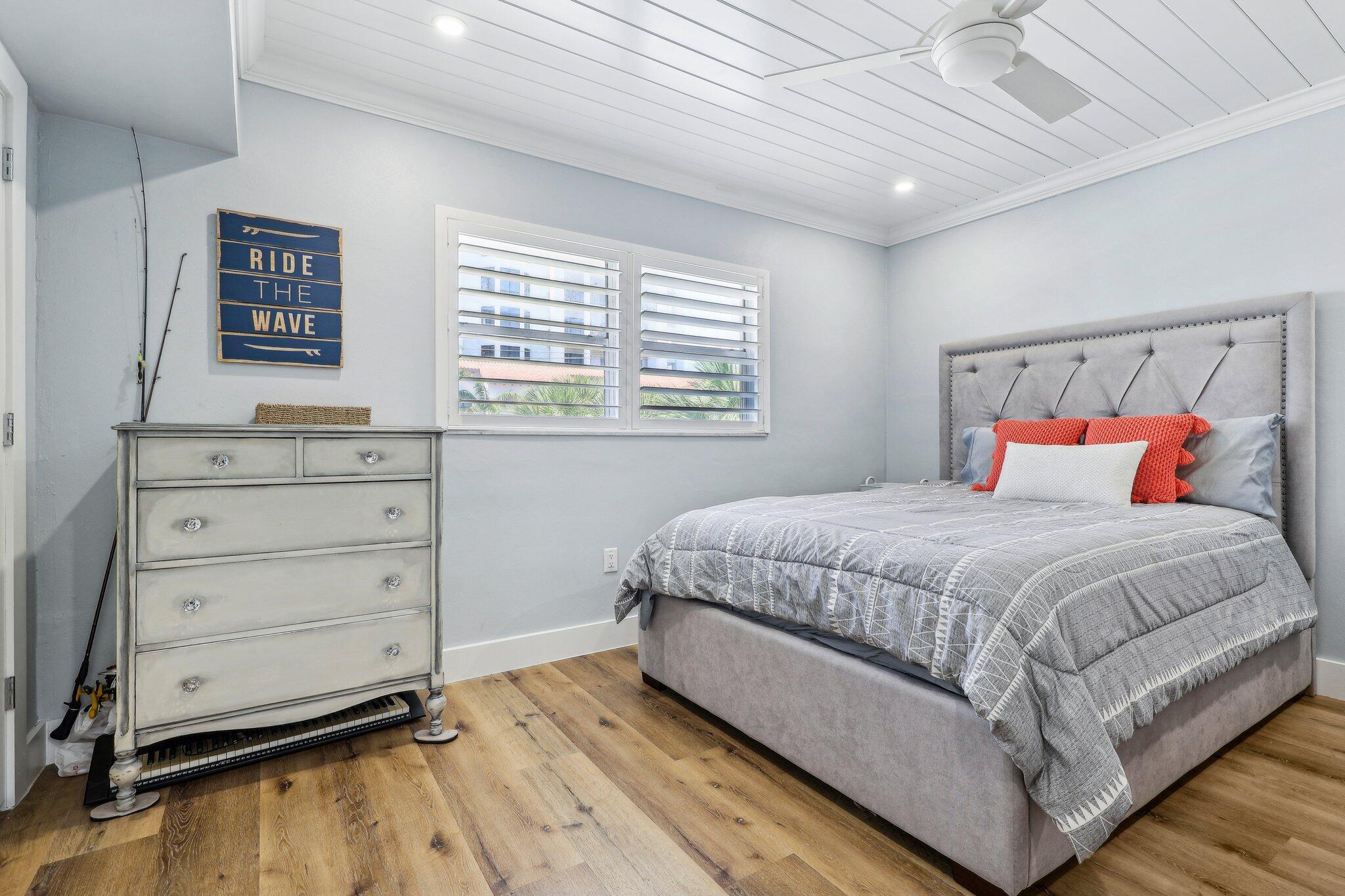 BOCA GOLFVIEW CONDO - Residential Lease