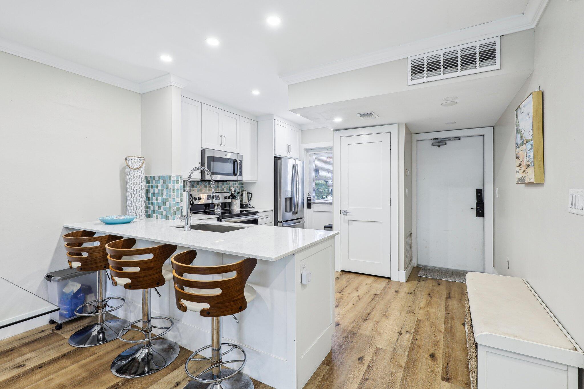 BOCA GOLFVIEW CONDO - Residential Lease