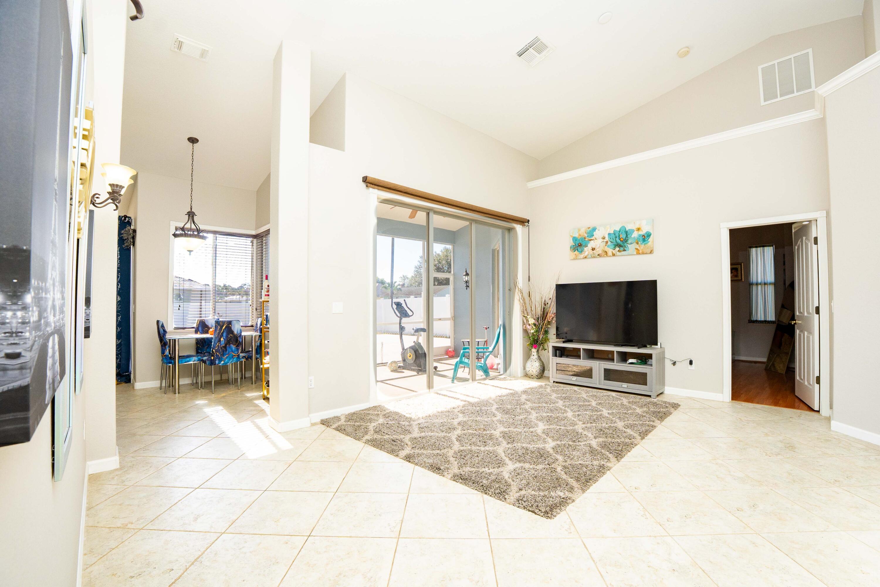 PORT ST LUCIE SECTION 11 - Residential