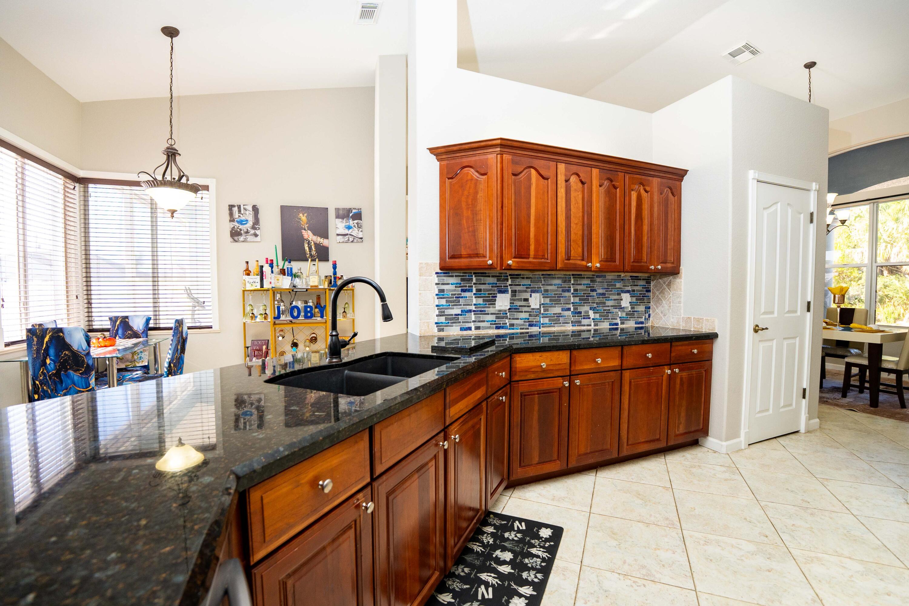 PORT ST LUCIE SECTION 11 - Residential