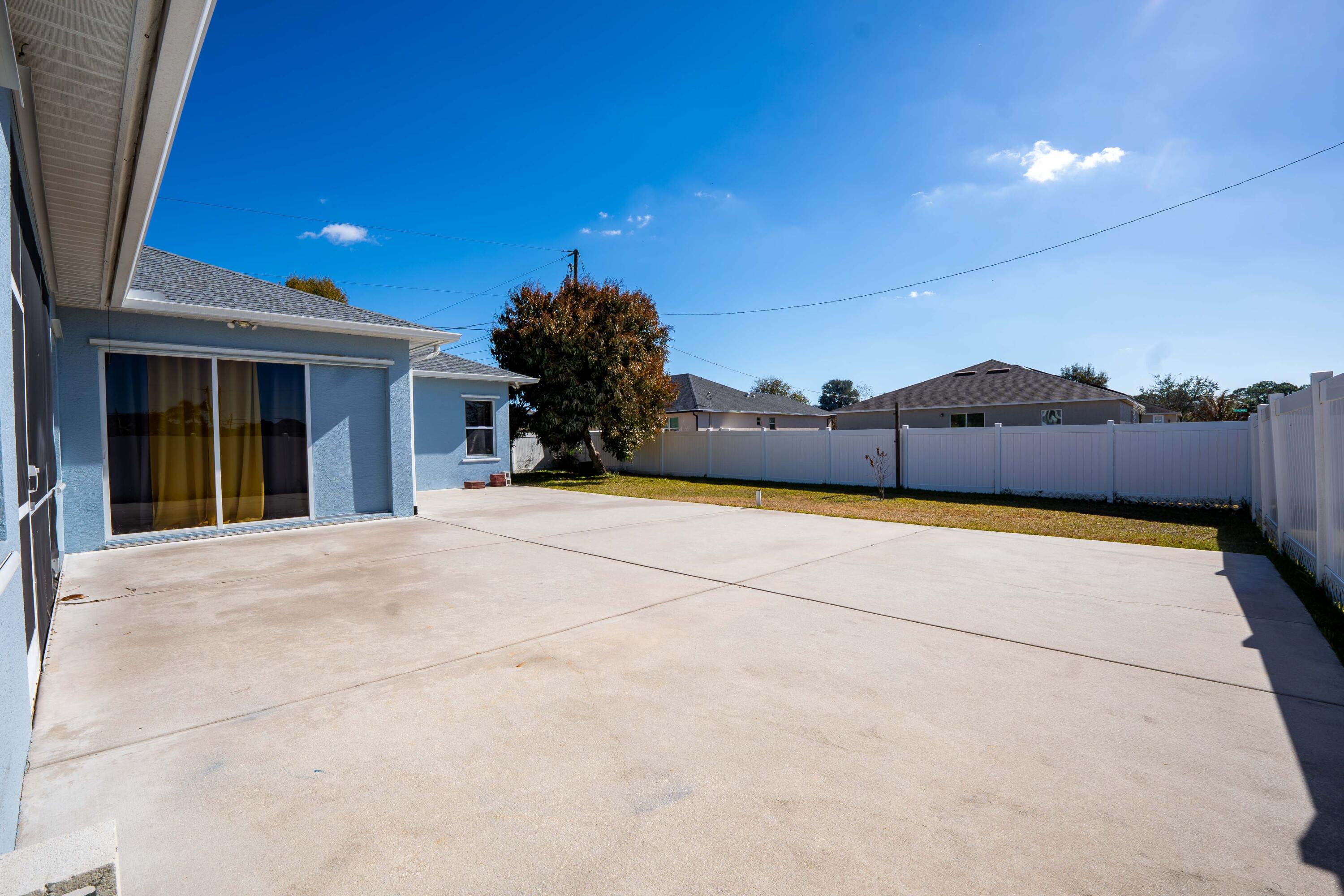 PORT ST LUCIE SECTION 11 - Residential