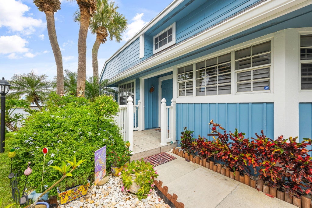 Photo of 621 Ocean Dunes Circle, Jupiter, FL 33477 (MLS # R10916735)