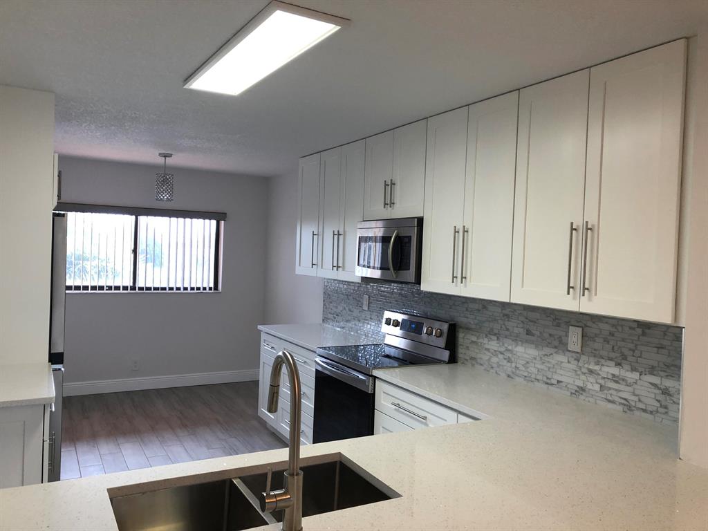 LAKES OF DELRAY - Residential