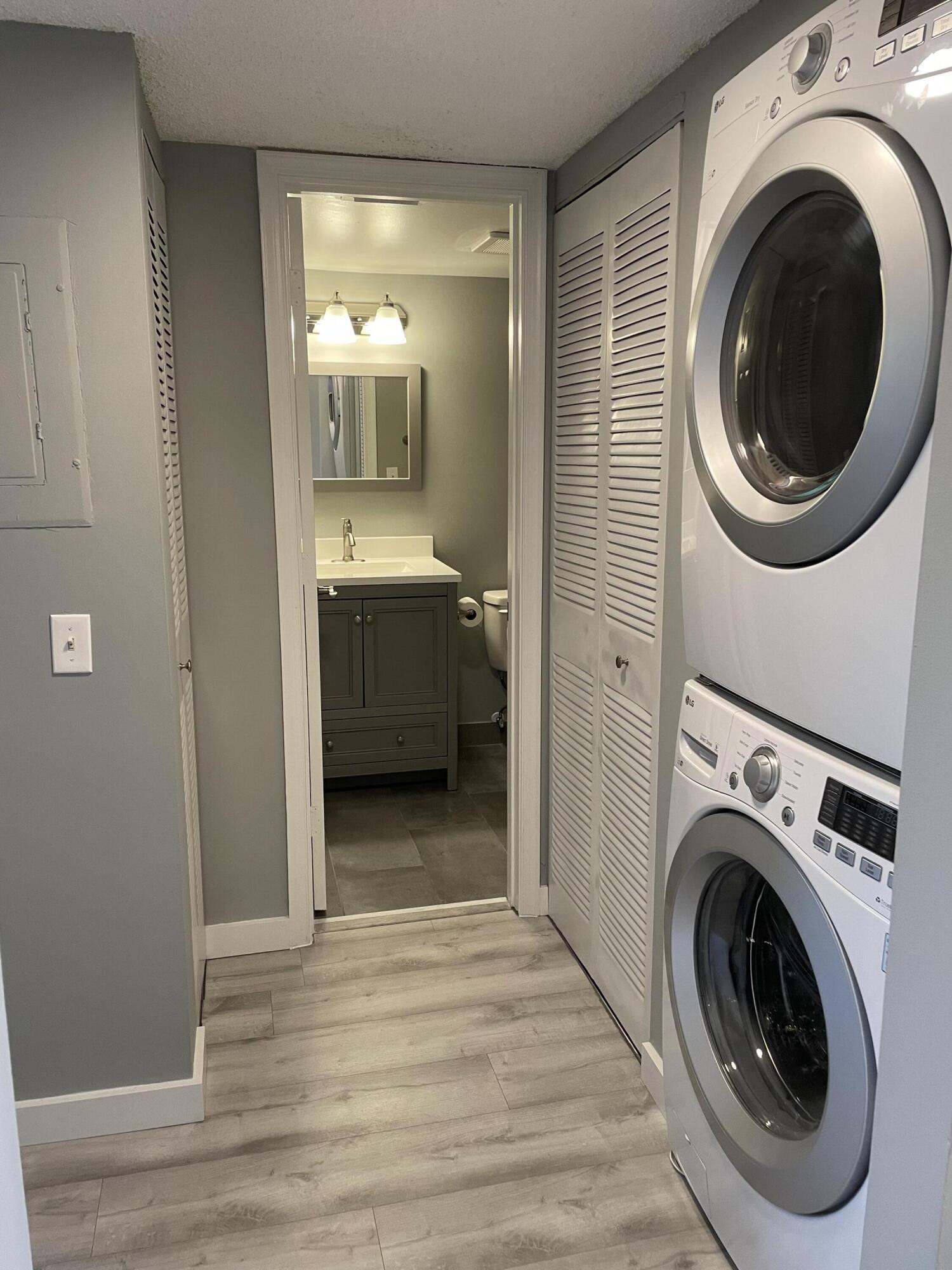 LAKE WINDWOOD CONDO - Residential