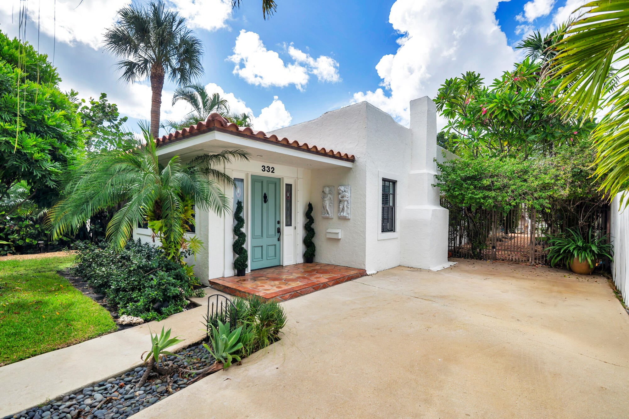 332 PILGRIM Road