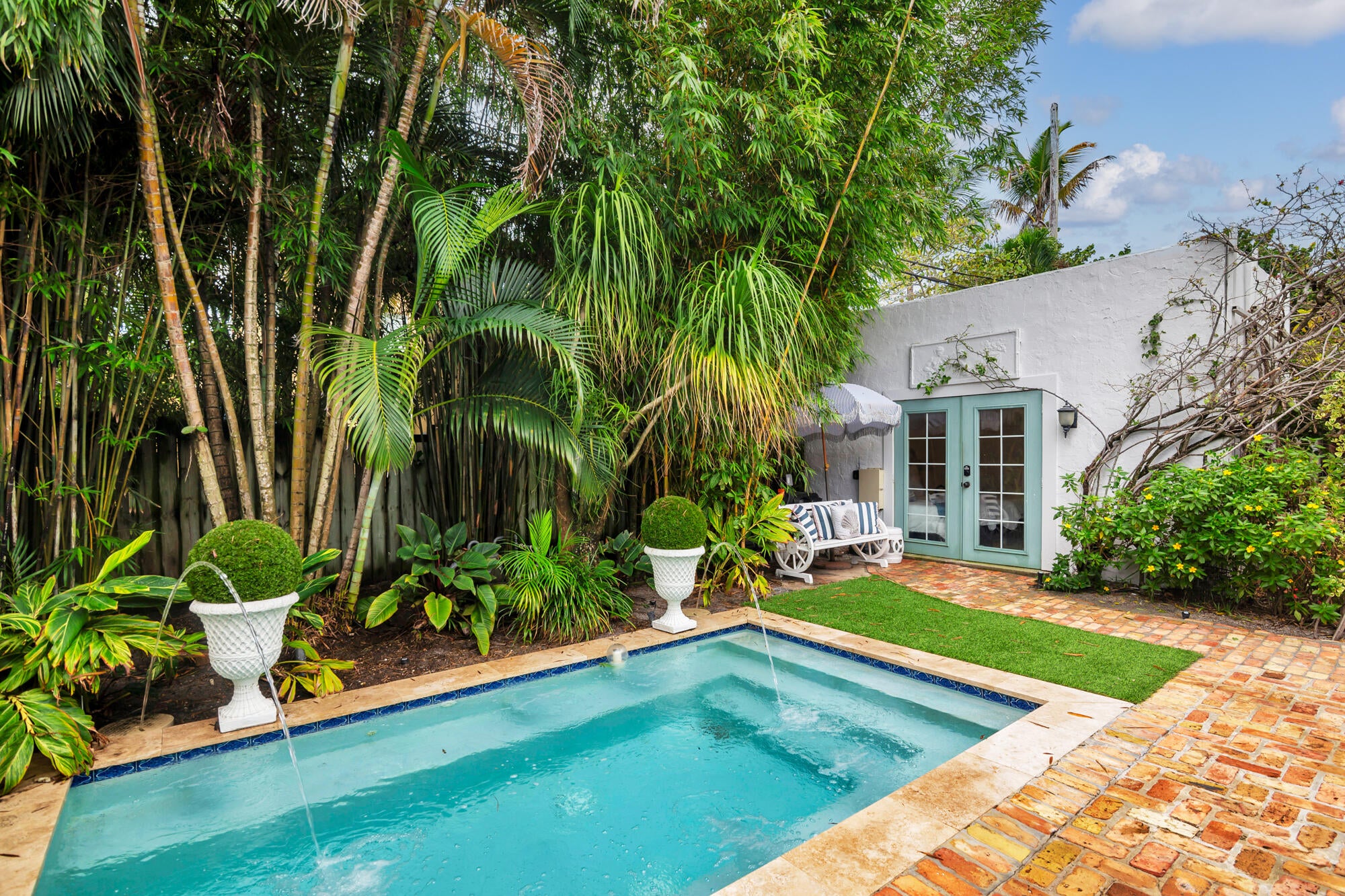 332 PILGRIM Road