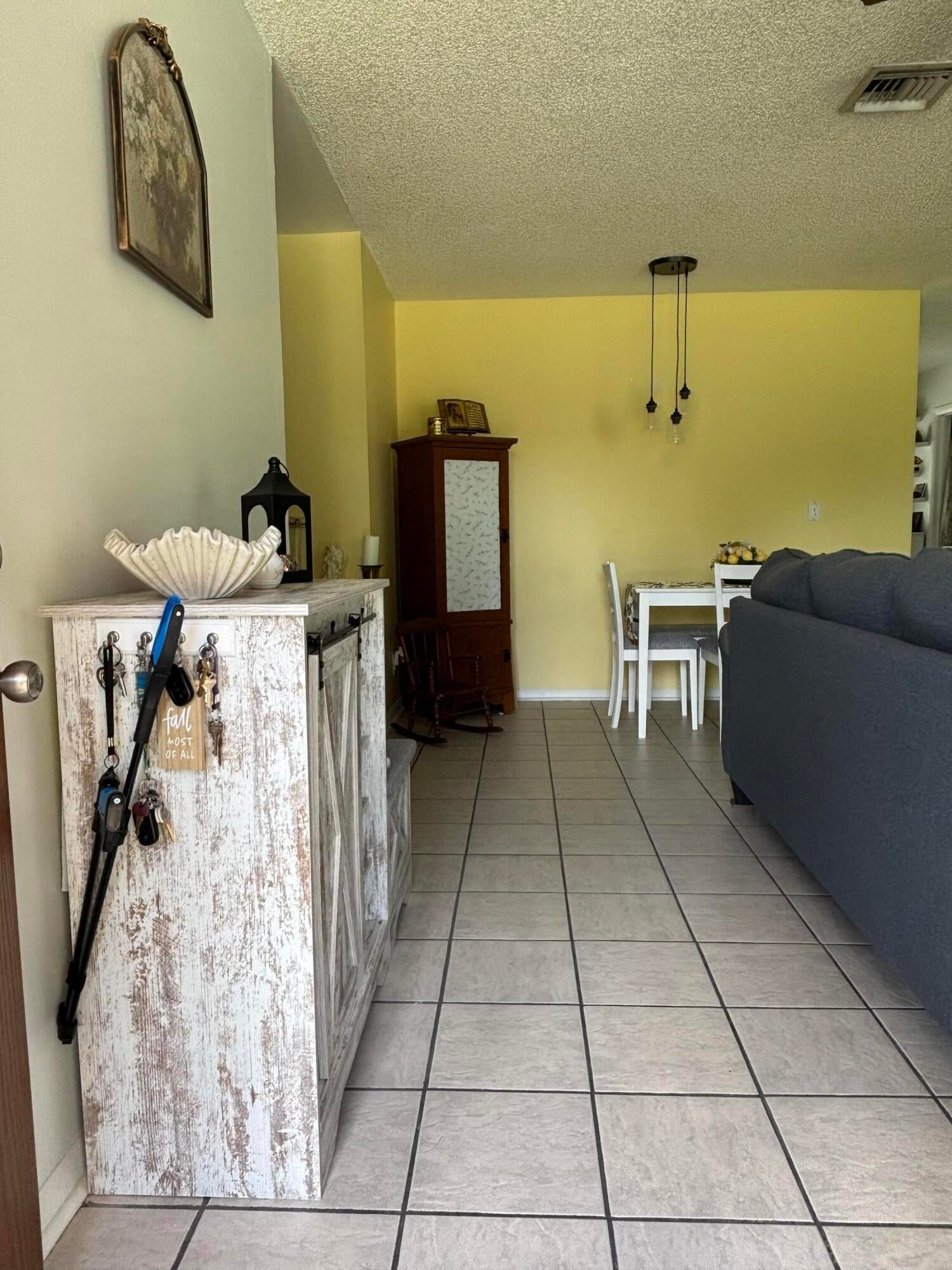 4553 VESPASIAN Court