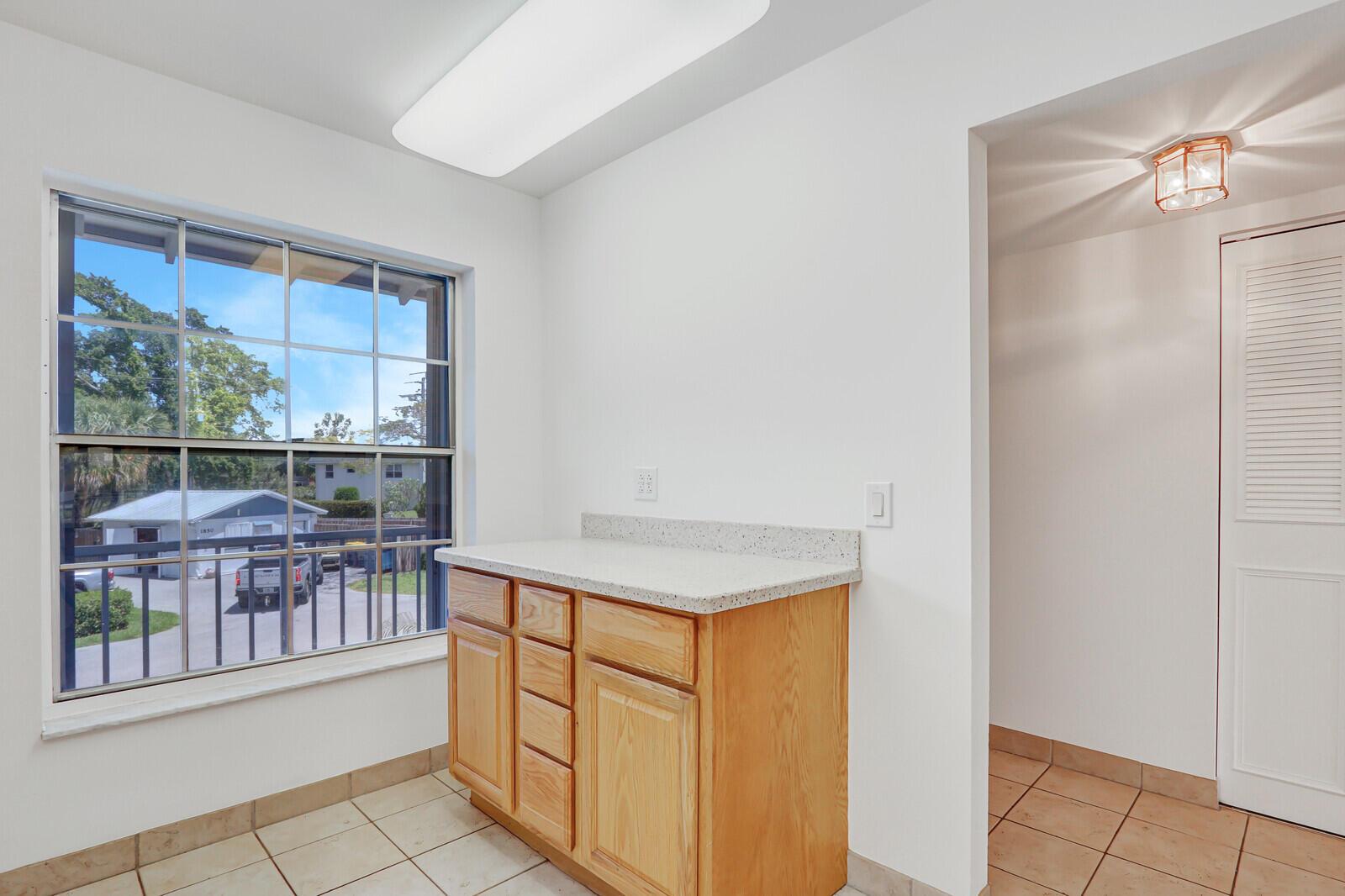 THE WINDJAMMER CONDO APAR - Residential