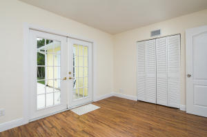 VERO BEACH HIGHLANDS SUB - Residential