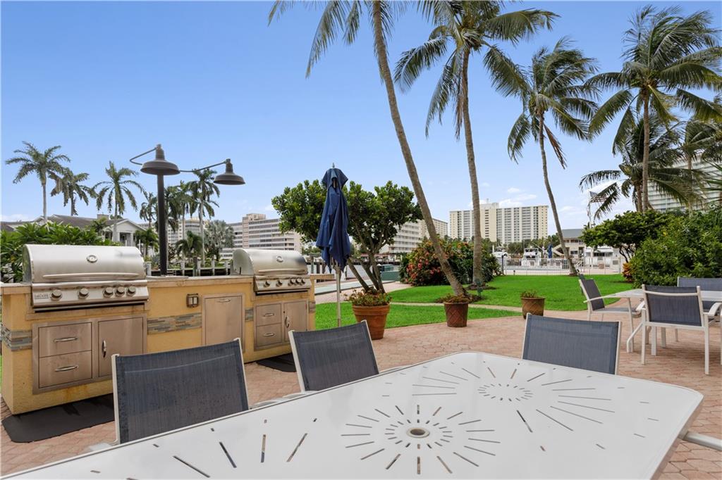 POMPANO YACHT BEACH CLUB - Residential