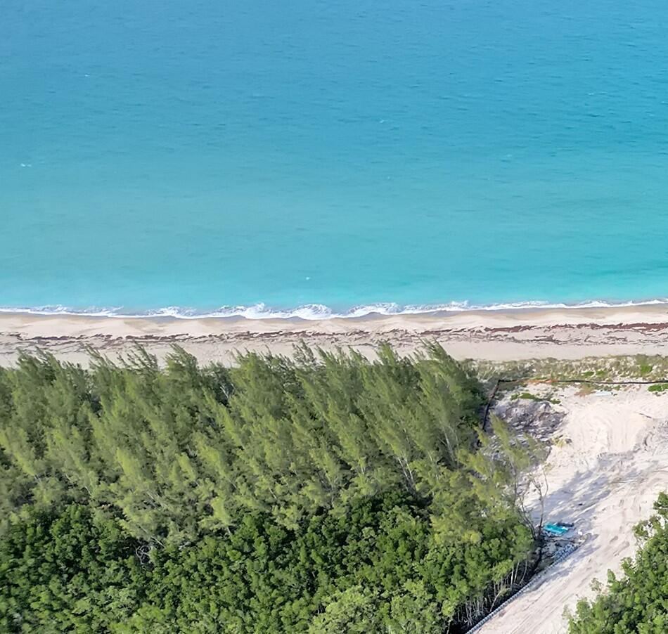 METES AND BOUNDS - Land